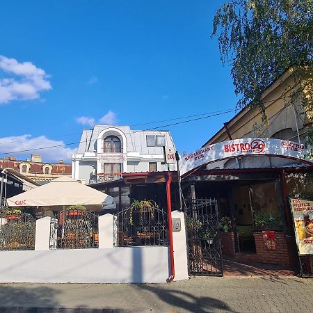 Bistro 29 Hotel Ploiesti Exterior photo