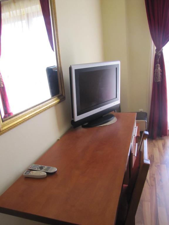 Bistro 29 Hotel Ploiesti Room photo