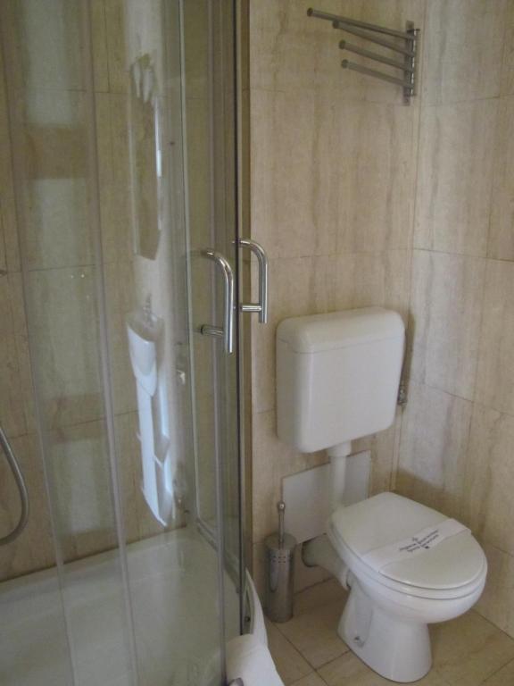 Bistro 29 Hotel Ploiesti Room photo