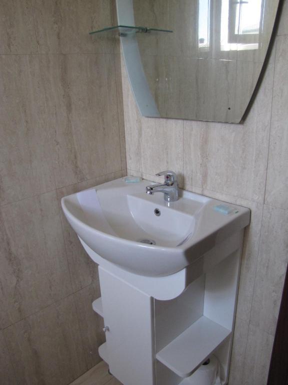 Bistro 29 Hotel Ploiesti Room photo
